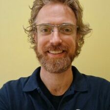 202203-Self-photo.jpg